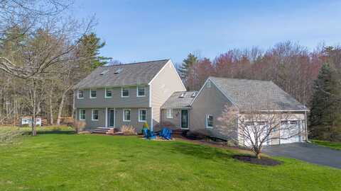 17 Baywood Drive, Hampstead, NH 03841