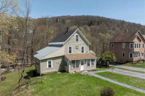 313 Tunnel Street, Readsboro, VT 05350