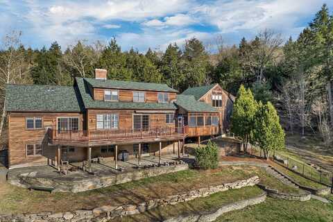 423 Taft Family Road, Hartford, VT 05059