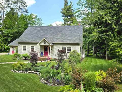 72 Clover Lane, Newport, VT 05855