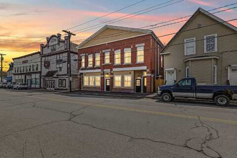 8 Depot Street, Pittsfield, NH 03263