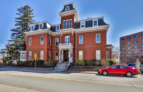 241 Middle Street, Portsmouth, NH 03801