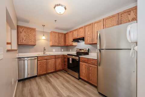 300 Candlewood Park, Nashua, NH 03062