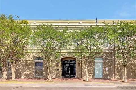 840 TCHOUPITOULAS Street, New Orleans, LA 70130