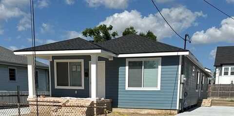717 N WOODLAWN Avenue, Metairie, LA 70005