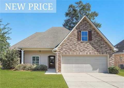 940 WOODSPRINGS Court, Covington, LA 70433