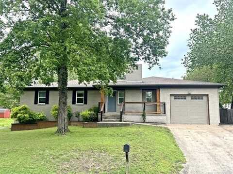 908 S Mission Avenue, Tahlequah, OK 74464