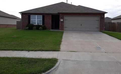 23165 S Jewell Drive, Claremore, OK 74019