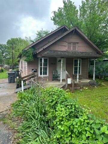 4833 S 33rd West Avenue, Tulsa, OK 74107