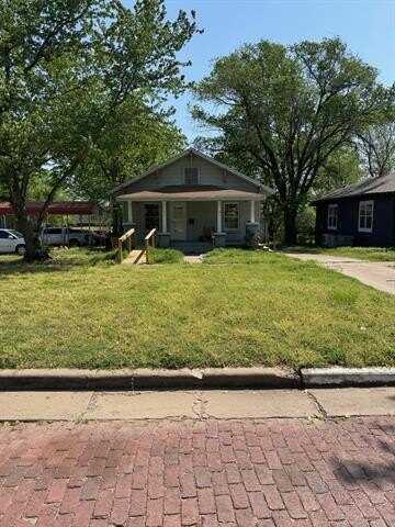 212 S Wood Avenue, Hominy, OK 74035