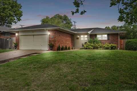 5729 E 25th Place, Tulsa, OK 74114