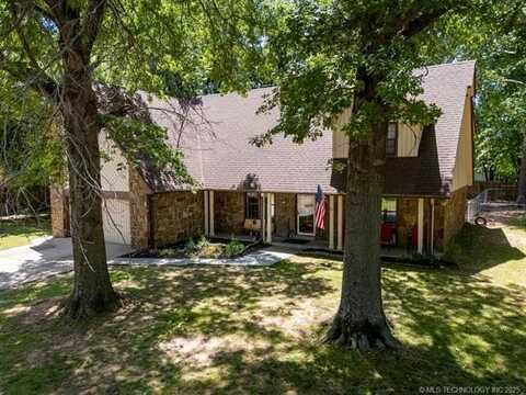7818 S Park Avenue, Broken Arrow, OK 74011