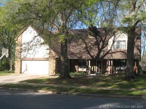 7818 S Park Avenue, Broken Arrow, OK 74011