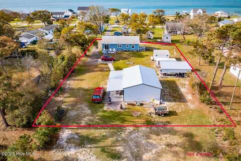 617 Island Road, Harkers Island, NC 28531