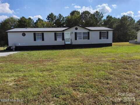 6810 Old Wire Road, Laurel Hill, NC 28351