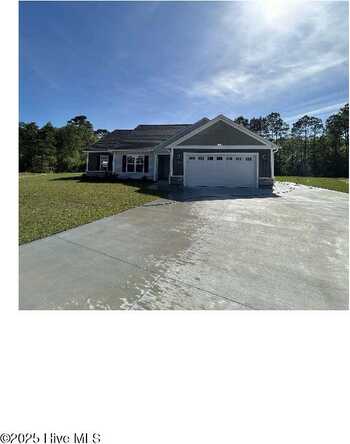 108 Betsy Ross Lane, Newport, NC 28570