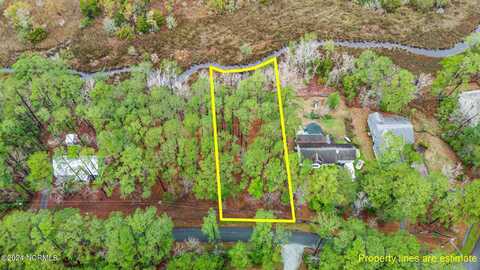6015 Falcon Drive, Oriental, NC 28571