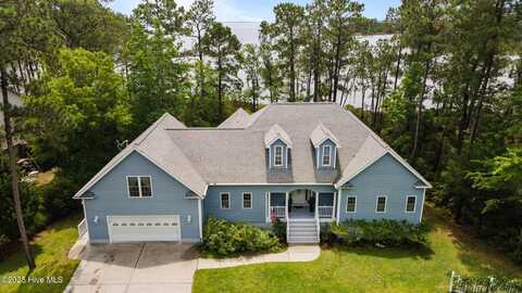 385 Peninsula Drive, Oriental, NC 28571