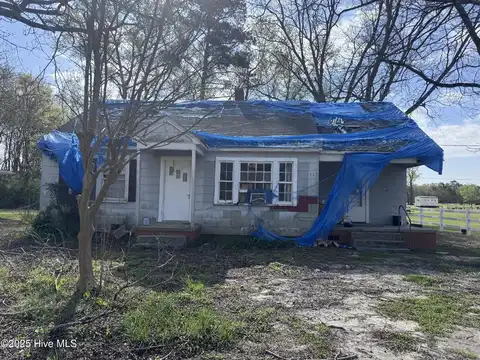 415 Carrow Road, Chocowinity, NC 27817