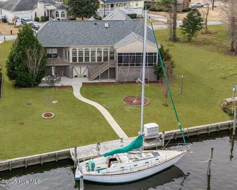 905 Spar Court, New Bern, NC 28560