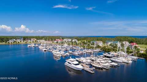 72 Oyster Point Road, Oriental, NC 28571