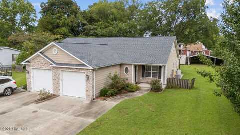 402 South Street, Bayboro, NC 28515