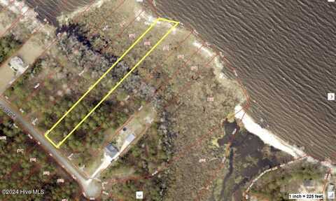 121 Cedarwood, Havelock, NC 28532