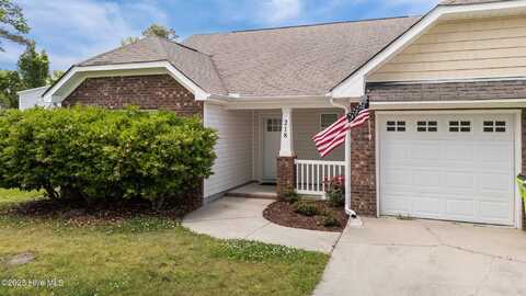 218 Kestrel Court, New Bern, NC 28560