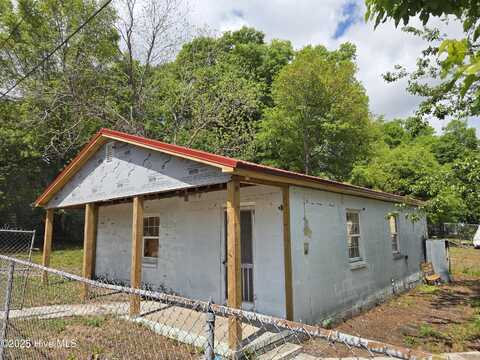1015 Shaws Alley, Wilmington, NC 28401