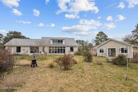 400 Ragan Road, Oriental, NC 28571
