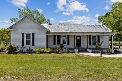 801 Nc 33, Chocowinity, NC 27817