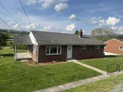 302 Mountain Drive, Pearisburg, VA 24134