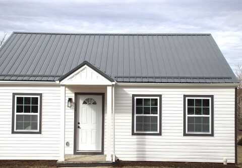 201 1ST Street SE, Pulaski, VA 24301