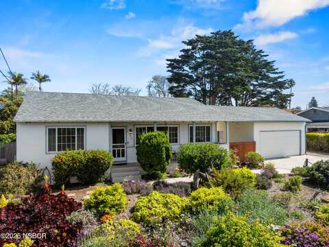 5538 Canalino Drive, Carpinteria, CA 93013