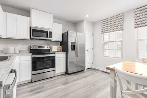 5998 B-6 Sea Glass Lane, Mentor, OH 44060
