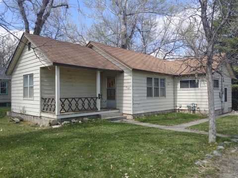 2107 Gail Ln, Cody, WY 82414