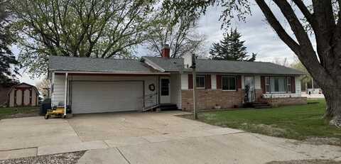 612 Olive Dr., Vermillion, SD 57069