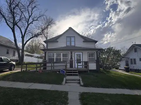 515 S Cecelia St, Sioux City, IA 51106