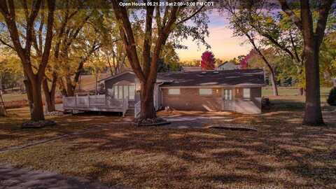2901 Amanda St, Sioux City, IA 51103