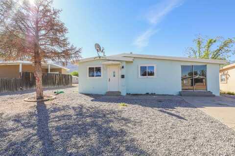 1304 Ridgecrest CT, Alamogordo, NM 88310