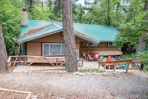 802 Coyote Ave, Cloudcroft, NM 88317