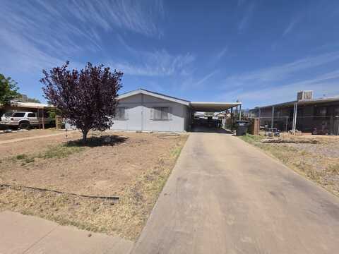 1486 Challenger AVE, Alamogordo, NM 88310