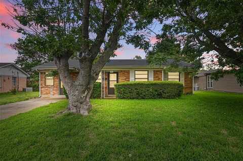 906 Caladium Drive, Mesquite, TX 75149