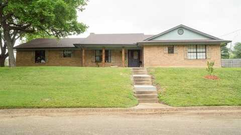 75 Delmore Drive, Hillsboro, TX 76645