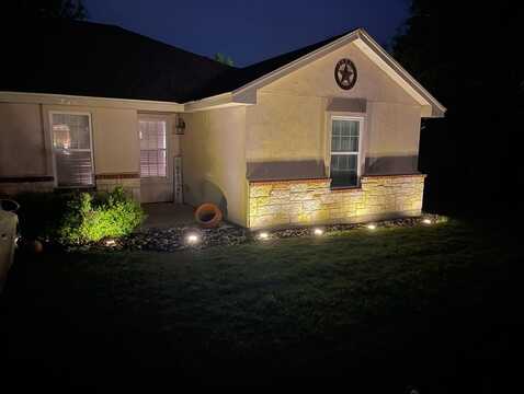 250 Ashland Drive, Woodway, TX 76712