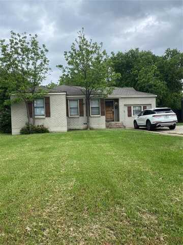2704 W Biddison Street, Fort Worth, TX 76109