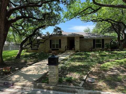 211 Quail Run, Brownwood, TX 76801