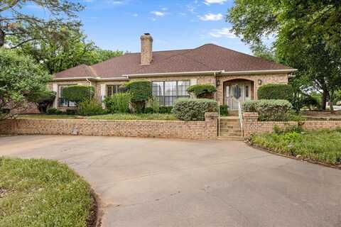 5311 Country Club Drive, Granbury, TX 76049