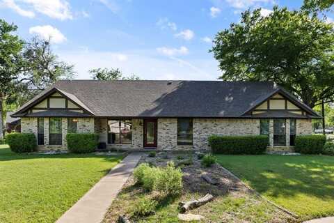 417 Huggins Drive, Springtown, TX 76082