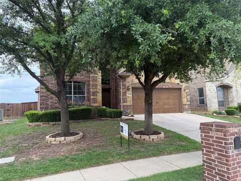 1121 Albany Drive, Fort Worth, TX 76131